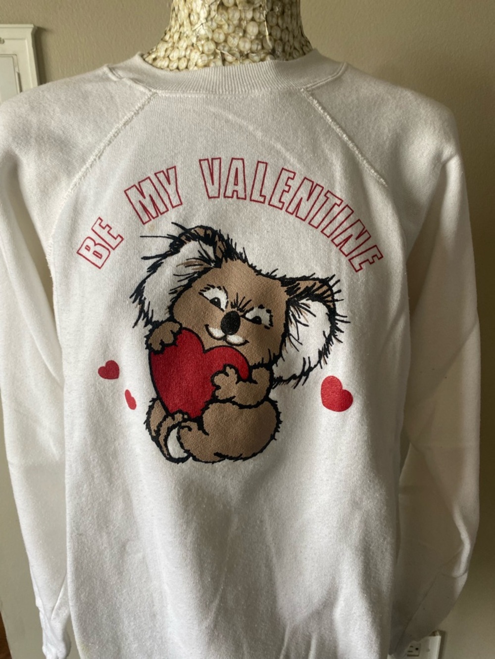 Vintage 80s Be My Valentine Cute Koala Heart Sweatshirt - White & Red